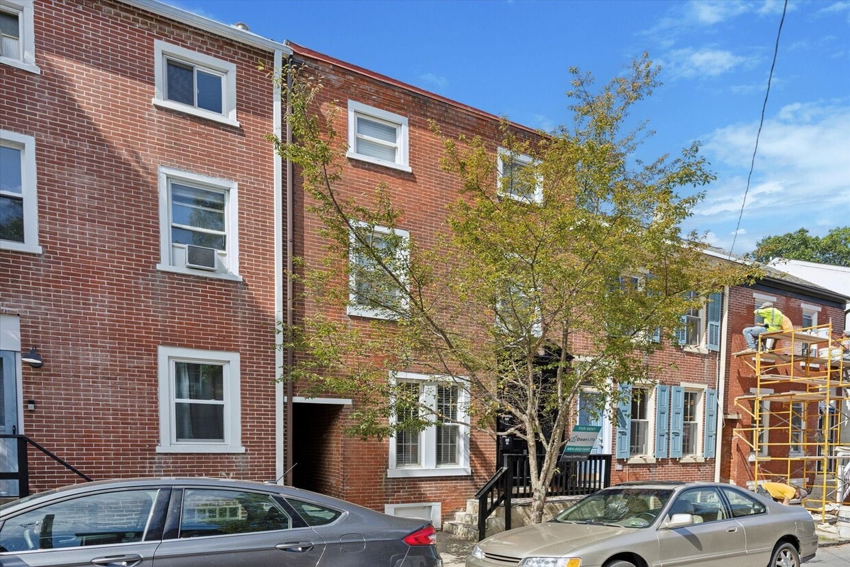 Photo - 117 E Miner St