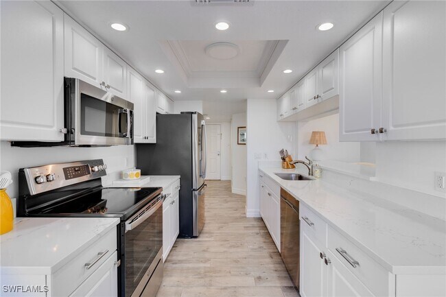 Building Photo - 11118 Gulf Shore Dr