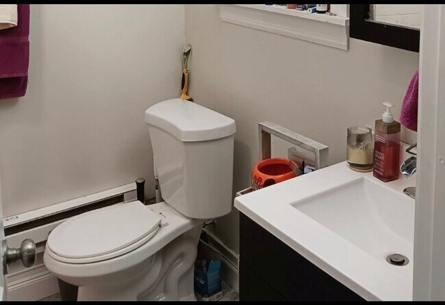 Foto del edificio - 2129 N Dayton St