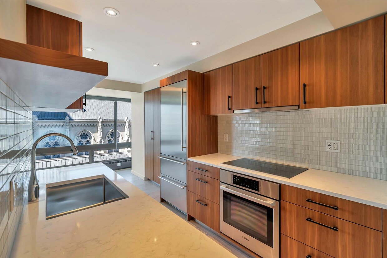 Foto principal - 1177 California St