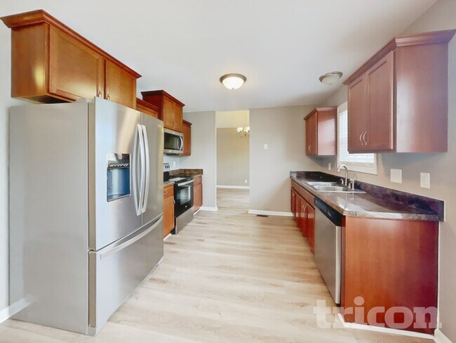 Foto del edificio - 1335 Loren Circle