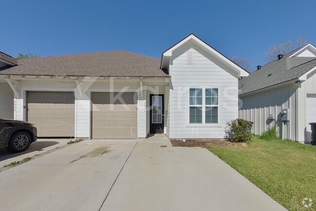 Building Photo - 4822 Mokki Ln