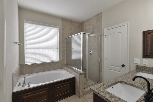 Building Photo - 19315 Boulder Bay Ln