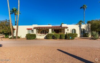 Building Photo - 6316 E Doubletree Ranch Rd