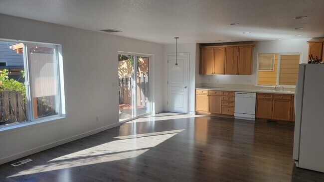 Foto del edificio - 257 NW 208th Ave