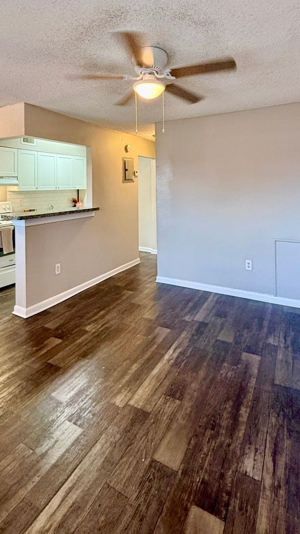 Interior Photo - Oasis at Ballast Point