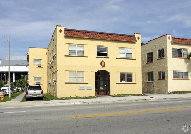 Building Photo - 504 NW 12th Ave