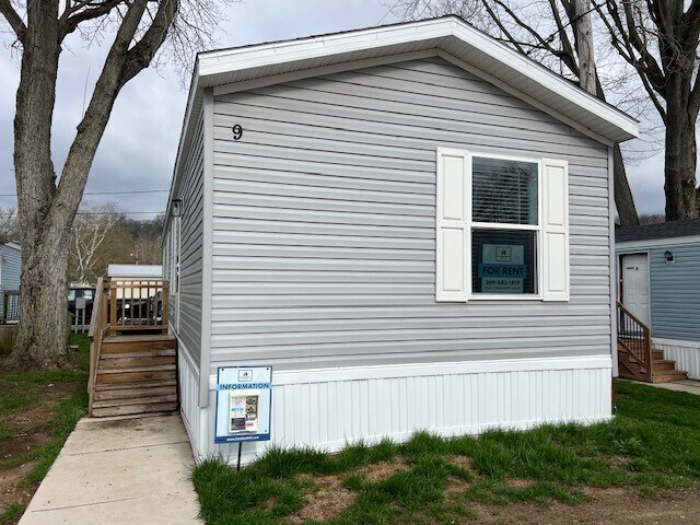 Foto del edificio - 14566 Red Bud Trail N