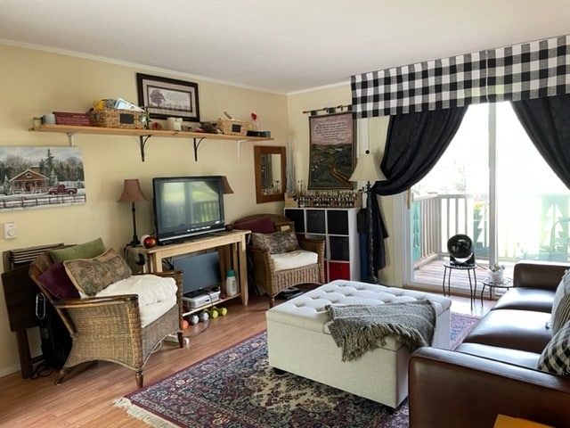 Sample Unit with Tenant Furniture - 197 Old US Highway 321 Apartments