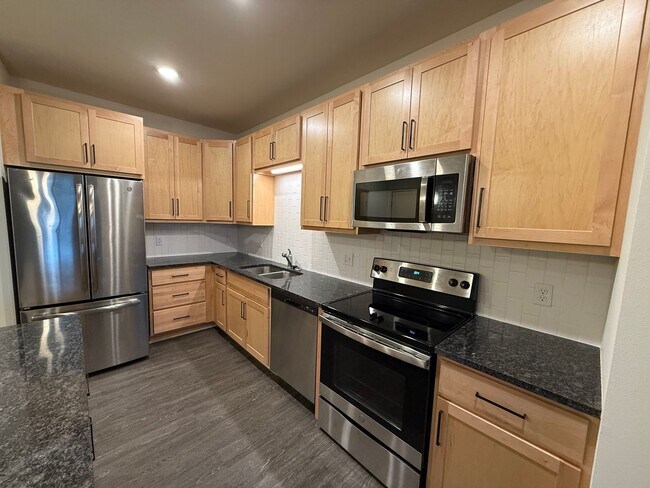 Foto del edificio - 1121 S Park St