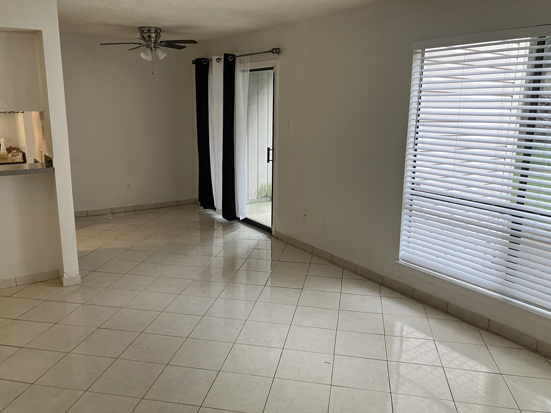 Foto principal - 2837 Sonora Dr