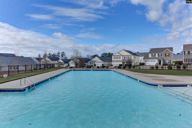 Foto del edificio - 915 Magwood Ct