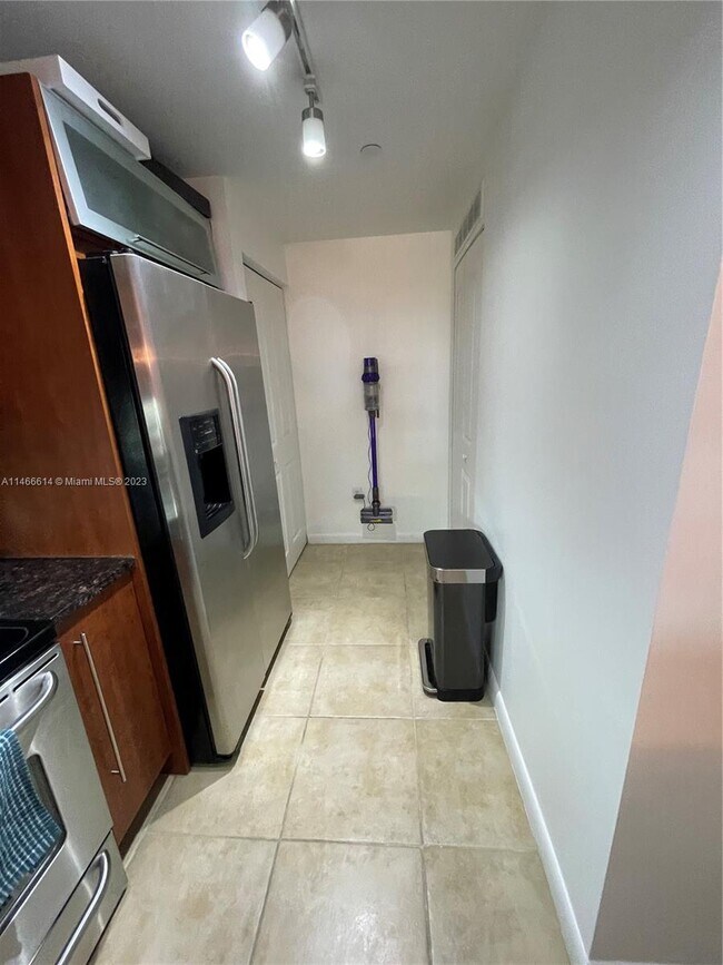 Foto del edificio - 7350 SW 89th St