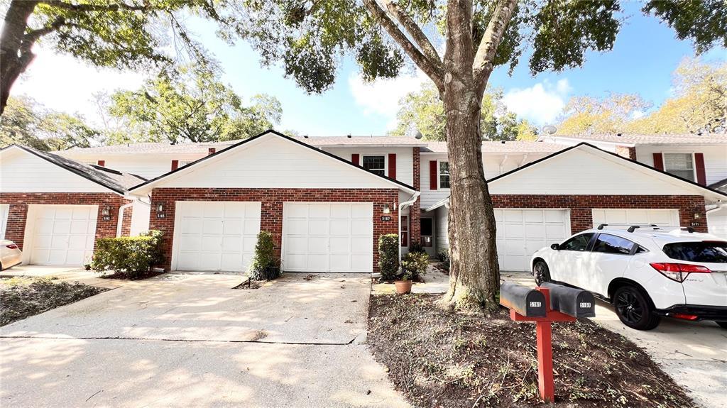 Foto principal - 5167 Lazy Oaks Dr