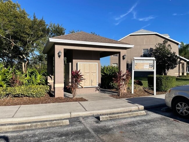 Foto del edificio - 11604 Colony Lake Dr