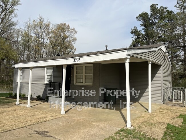 Photo - 3736 Debby Dr House