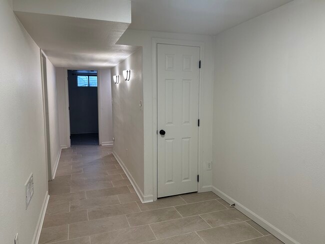 Foto del edificio - 15815 E 13th Pl