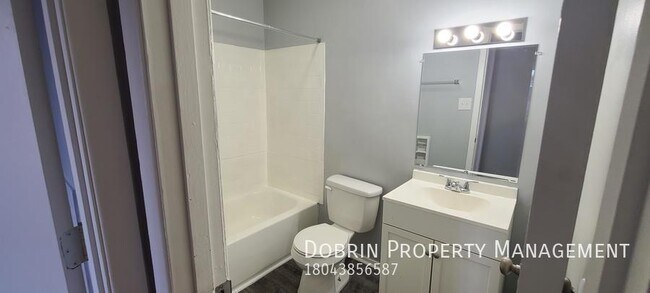 Foto del edificio - 2908 Richmond Hwy