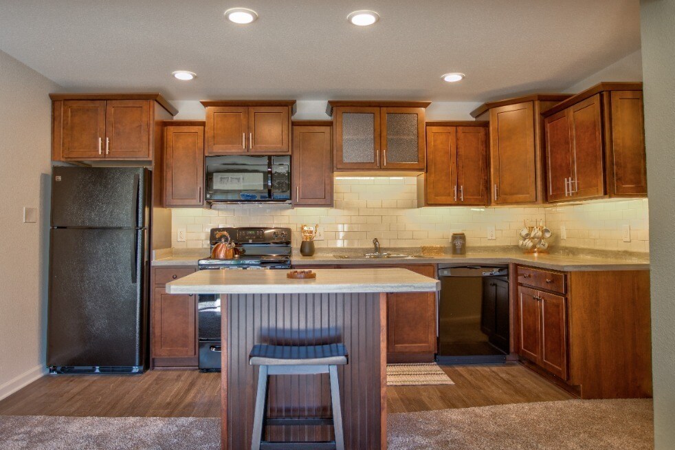 Cedar Village Apartments East Lansing, MI