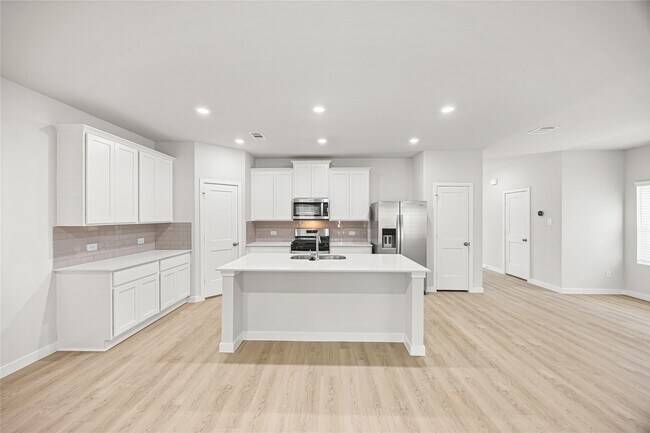 Foto del edificio - 7910 Alset Dr