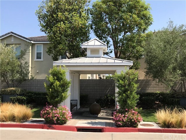 Primary Photo - 425 Colony Dr