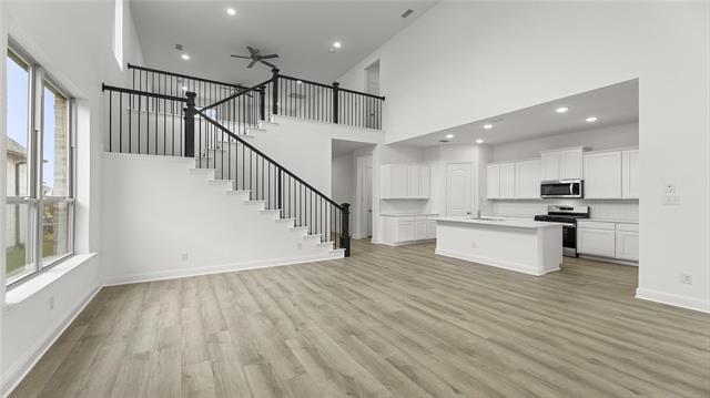 Building Photo - 3809 Paradise Way