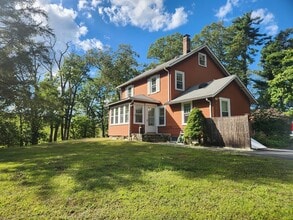 Building Photo - 168 Woodland St