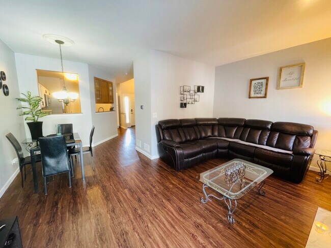 Foto del edificio - 1385 Redbridge Ct