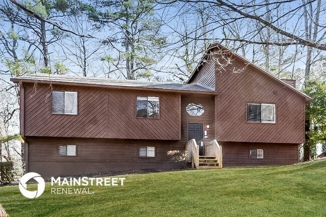 Building Photo - 3992 Fairington Dr