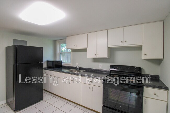 Photo - 1906 Delmar St Apartment