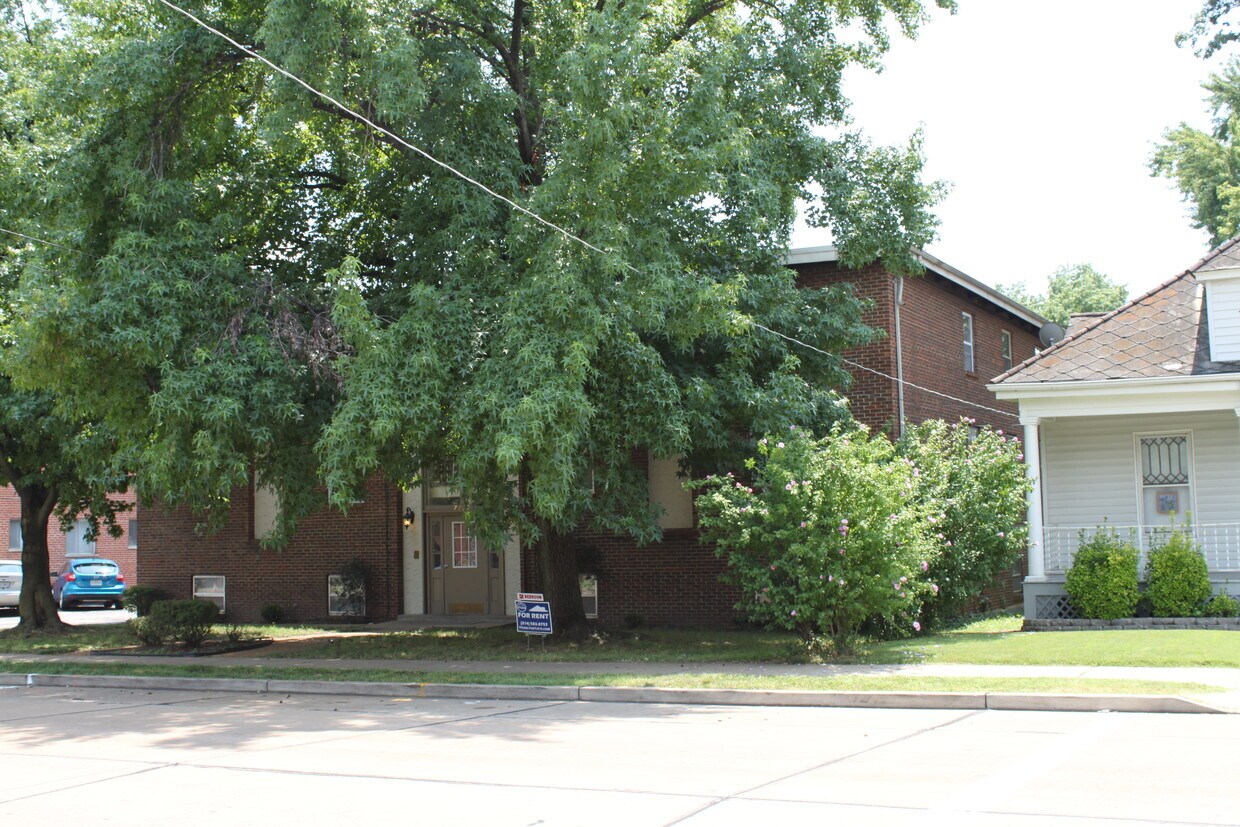 Foto principal - 7230 Southwest Ave