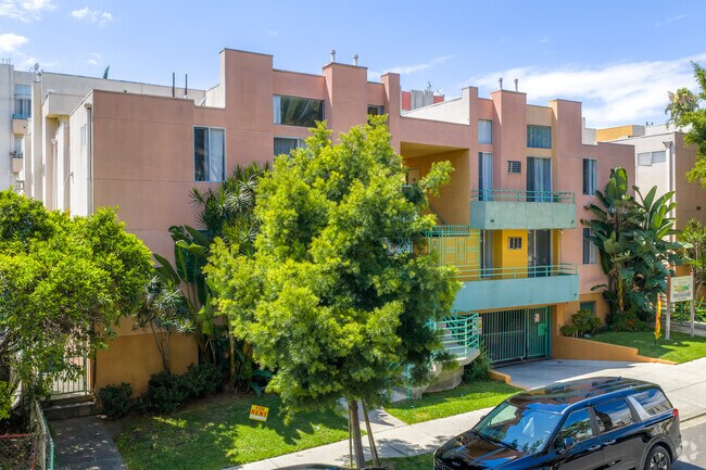 Foto principal - Cherokee Courtyard Apartments