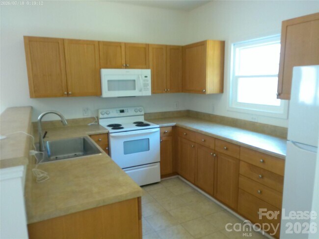 Building Photo - 12716 Cross Dale Dr