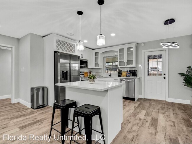 Foto del edificio - 3 br, 2 bath House - 1250 Howard Street