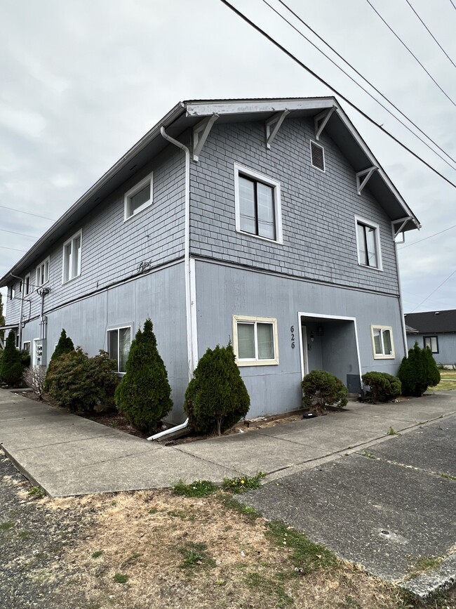 626 Monroe St Unit 202, Hoquiam, WA 98550 Apartments in Hoquiam, WA