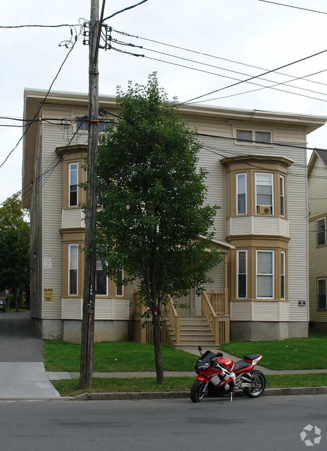 1405 Oneida St, Utica, NY 13501 Apartments Utica, NY