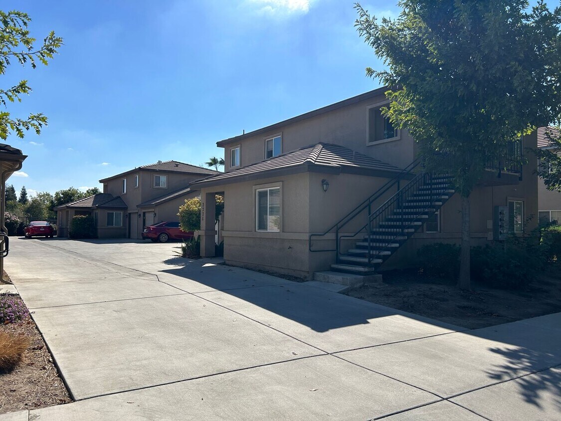 Foto del edificio - 2221-27  W. Lark