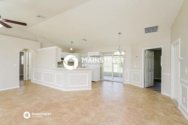Foto del edificio - 820 SW 11th Pl
