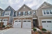 Foto principal - Beautiful, LARGE 3 bedroom, 3 1/2 bath tow...