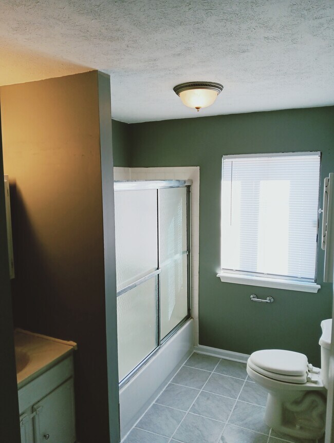 Foto del edificio - 10636 Nicholas St