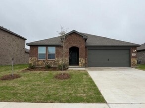 Building Photo - 1208 Riverbrook Ln