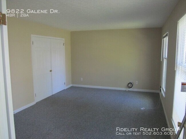 Foto del edificio - 9822 Galene Dr - 4 beds, 2 full baths