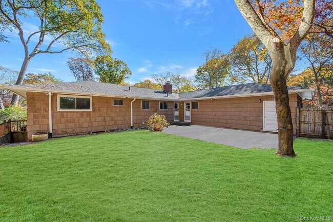 Foto del edificio - 23 Princeton Dr