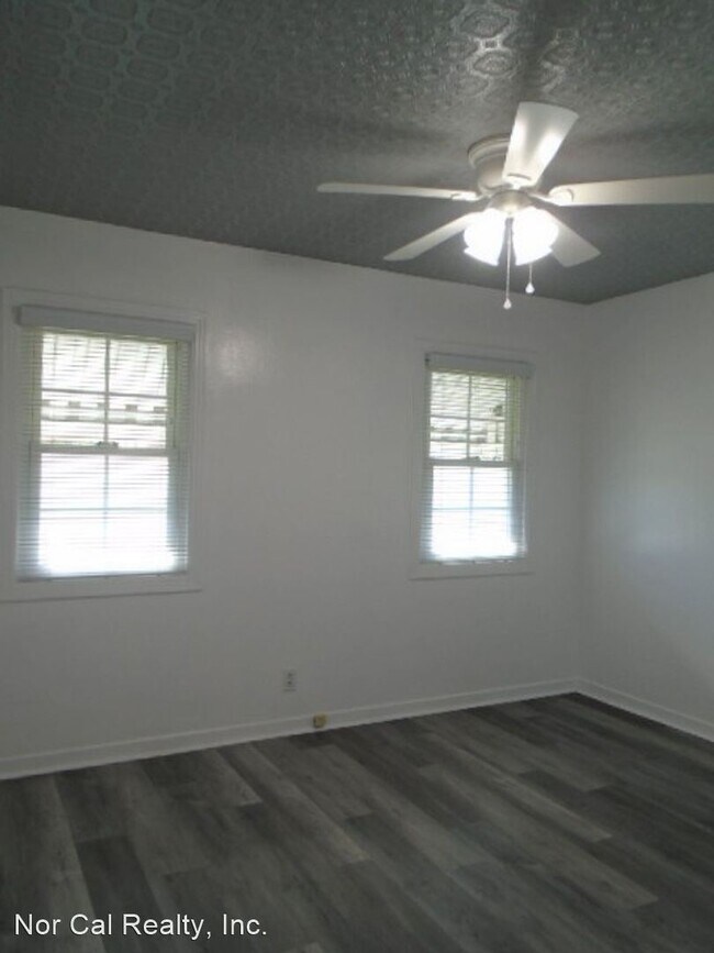 Building Photo - 1 br, 1 bath House - 1118 Elgin Street