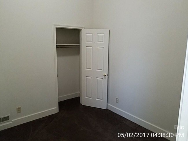 Foto del edificio - 910 S Hancock St