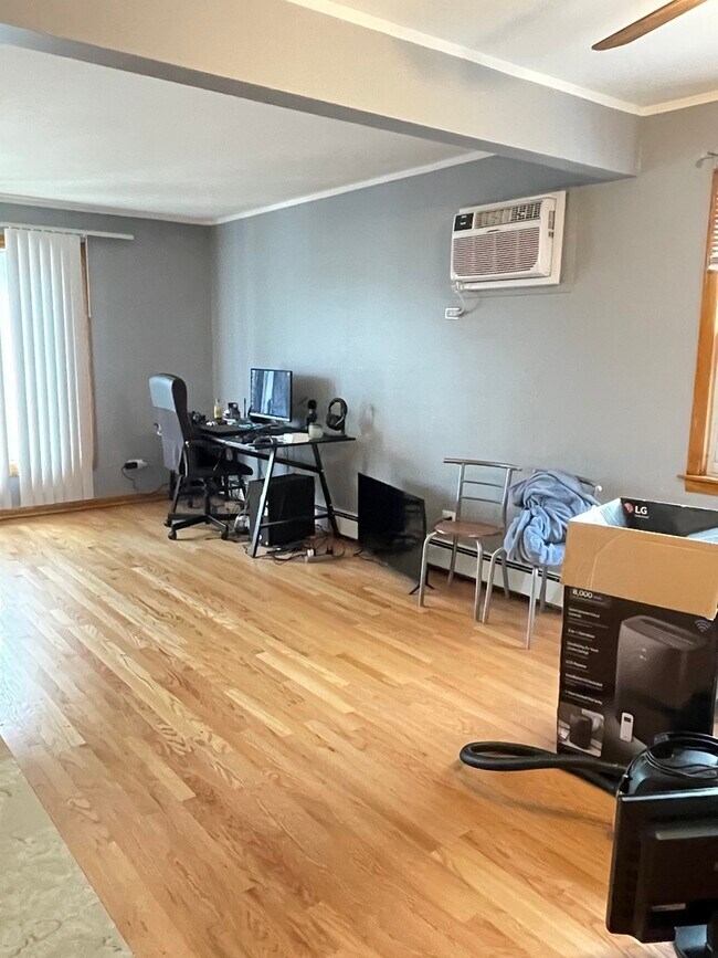Foto del edificio - 11255 S Roberts Rd