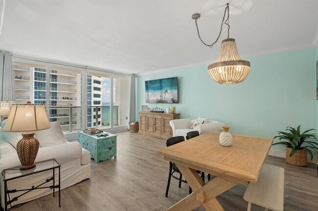 Building Photo - 3505 S Ocean Dr