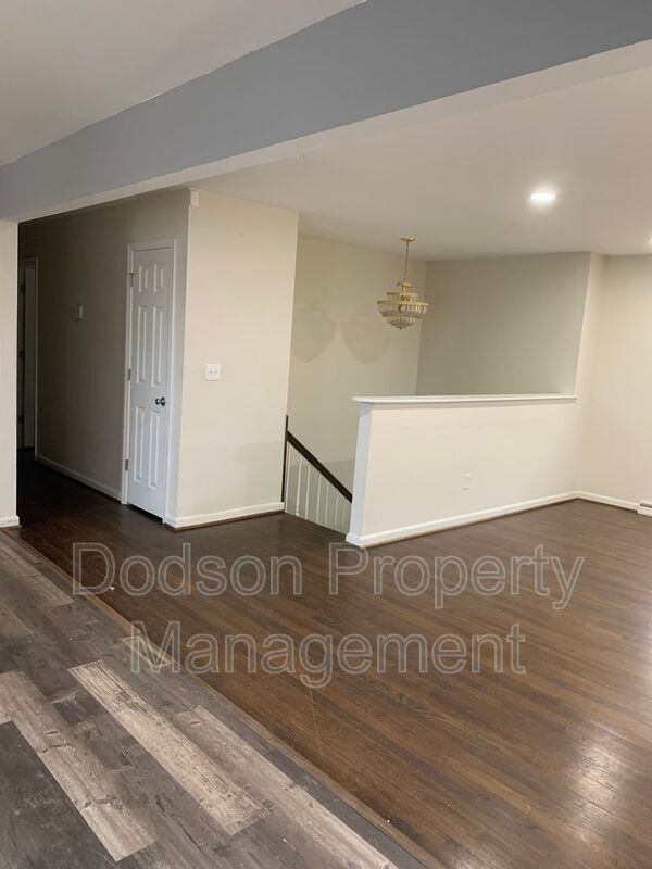 Foto del edificio - 1624 Darby Dr