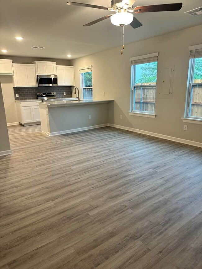 Building Photo - First Month Free!