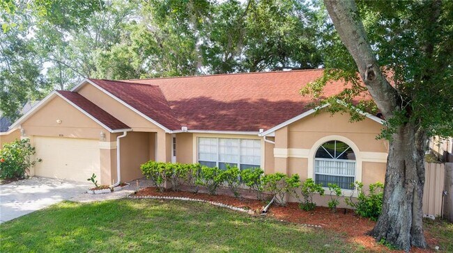 Building Photo - 8026 Dressage Dr